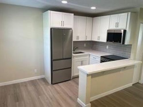 apt-431-5168 Ne 6th Ave, Fort Lauderdale, FL, 33334-3372 | Card Image