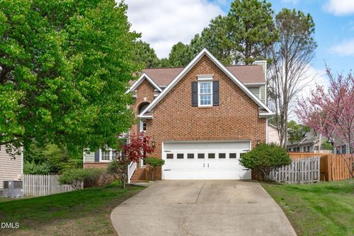 5915 Eaglesfield Dr, Raleigh, NC, 27613-5557 | Card Image