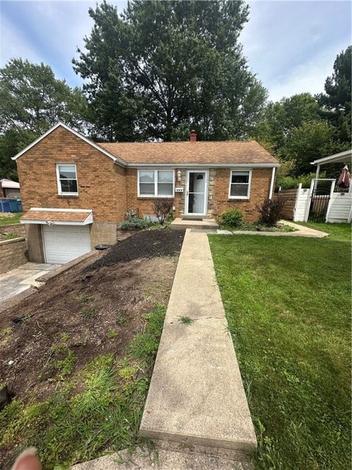139 Rodilin Dr, Penn Hills, PA, 15235-3311 | Card Image