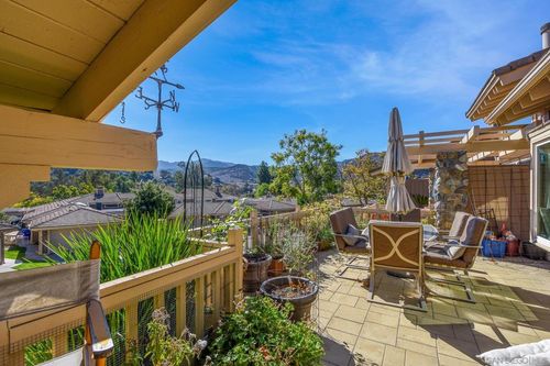 8541 Circle R Course Ln, Escondido, CA, 92026-5903 | Card Image