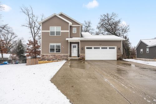 1514 Chapel St Sw, Wyoming, MI, 49509-2200 | Card Image