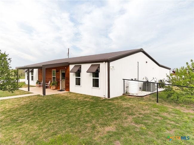 973 County Road 130, Home with 3 bedrooms, 3 bathrooms and null parking in Gatesville TX | Image 5