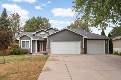1733 148th Ave Nw, Andover, MN, 55304-8490 | Card Image