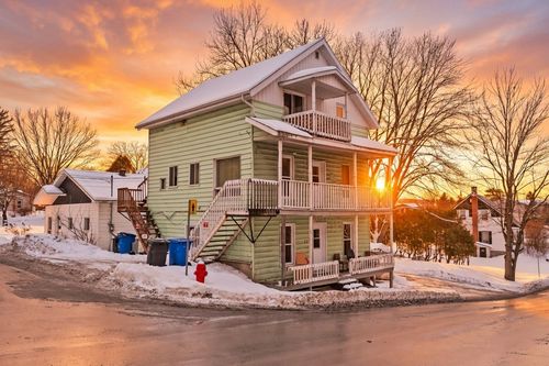 1290 1ière Av, Saint Georges, QC, G5Y3M7 | Card Image