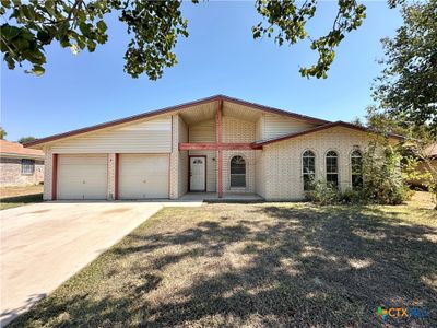 1706 Standridge Street, House other with 3 bedrooms, 2 bathrooms and null parking in Killeen TX | Image 3