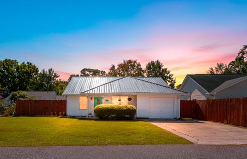 110 Eaton Way, Summerville, SC, 29486-8237 | Card Image