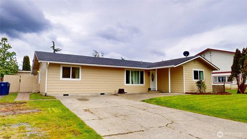 218 S 24th St, Mount Vernon, WA, 98274-4703 | Card Image