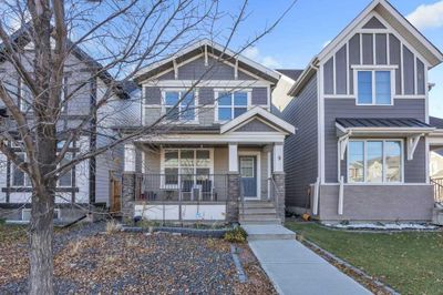 9 Masters St Se, House detached with 3 bedrooms, 2 bathrooms and 2 parking in Calgary AB | Image 2