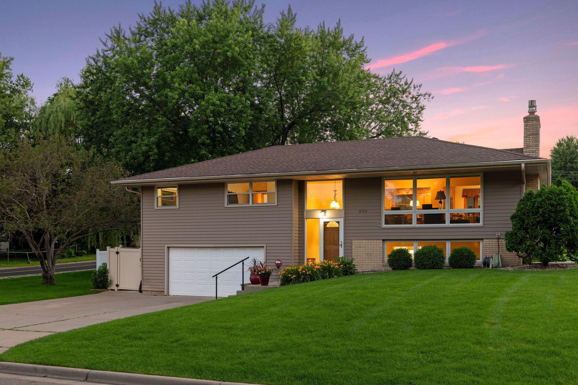 Sumter Ave, Minneapolis, MN 55426