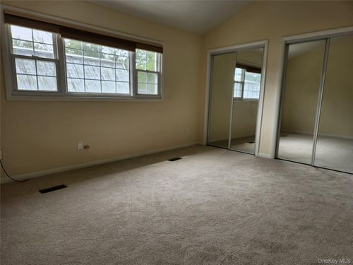apt-4c-375 Salt Point Tpke, Poughkeepsie, NY, 12603-1059 | Card Image