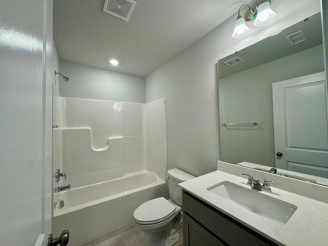 Photo #6 | Image 6