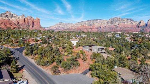 310 Mountain Shadows Dr, Sedona, AZ, 86336-4622 | Card Image