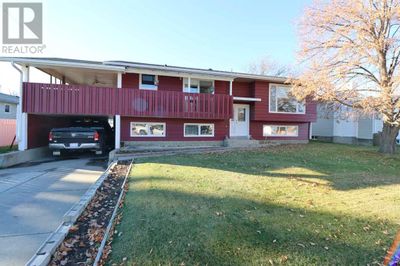 6008 53 St, House other with 4 bedrooms, 2 bathrooms and 2 parking in Taber AB | Image 1