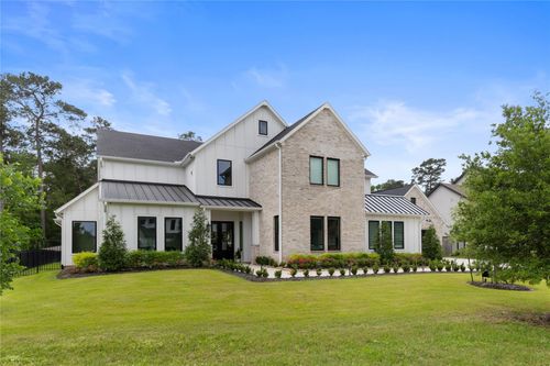 2118 Bennet Ct, Conroe, TX, 77384-5500 | Card Image