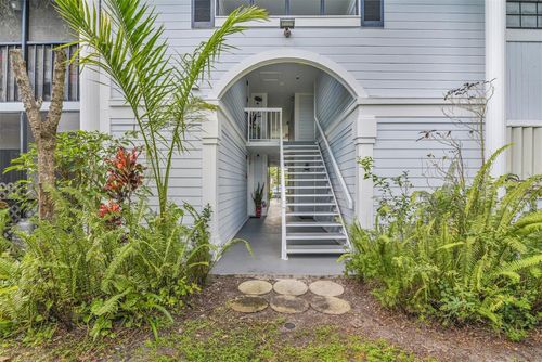 103-16-935 Ne 199th Street, Miami, FL, 33179 | Card Image