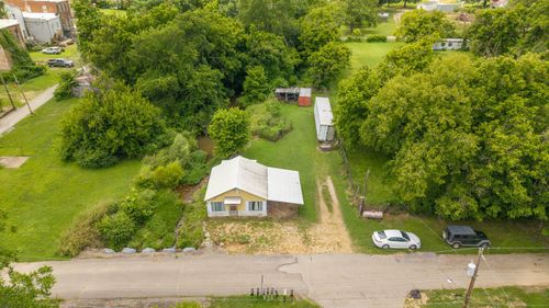180 N 3rd St, Mammoth Spring, AR, 72554-8120 | Card Image