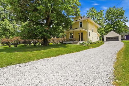 126 Country Club Rd, Butler, PA, 16002-7614 | Card Image
