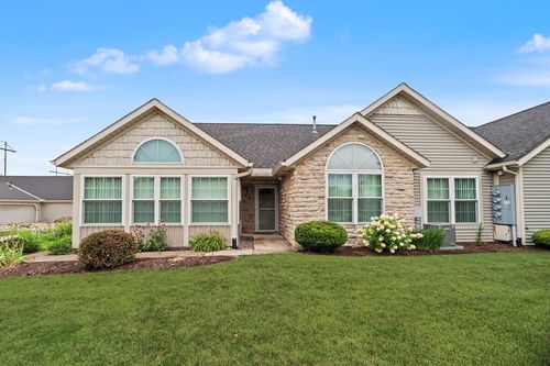 1118 Cobblefield Dr, Ontario, OH, 44903-8255 | Card Image