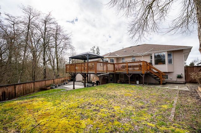 23014 Reid Avenue, House other with 5 bedrooms, 3 bathrooms and 4 parking in Maple Ridge BC | Image 35