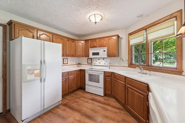 19-227-Phoenix-Ct-Plainwell-MI-49080-Win | Image 19