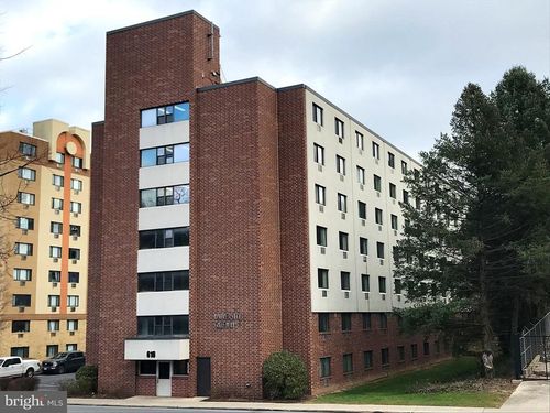 apt-505-616 E College Ave, STATE COLLEGE, PA, 16801-5563 | Card Image