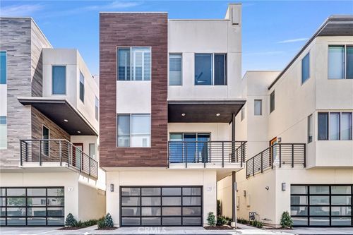 28 Ebb Tide Cir, Newport Beach, CA, 92663-2842 | Card Image