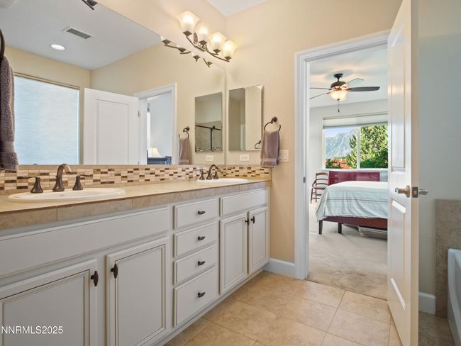 1221 Lasso Ln, House other with 3 bedrooms, 3 bathrooms and 5 parking in Gardnerville NV | Image 17
