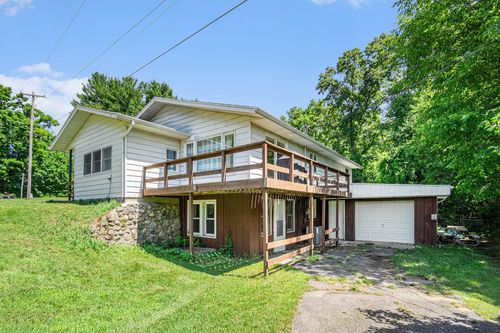 15645 Rich Ln, Hickory Corners, MI, 49060-9568 | Card Image