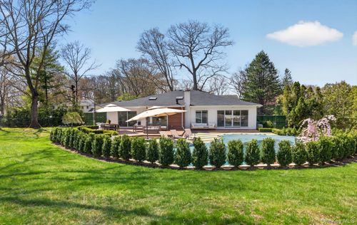 161 Yukon Dr, Woodbury, NY, 11797-3110 | Card Image