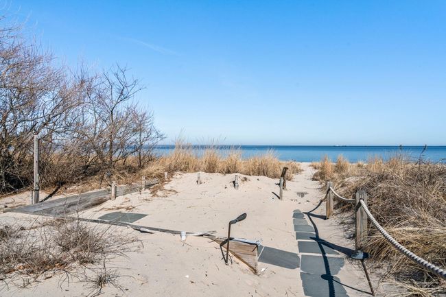 242 Asharoken Ave, House other with 4 bedrooms, 3 bathrooms and null parking in Northport NY | Image 38