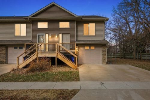 100 N Copeland Ln, North Liberty, IA, 52317-9359 | Card Image