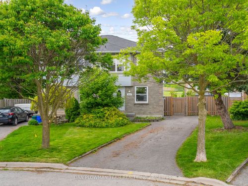 1411 Beaverbrook Crt, Oshawa, ON, L1J8L1 | Card Image