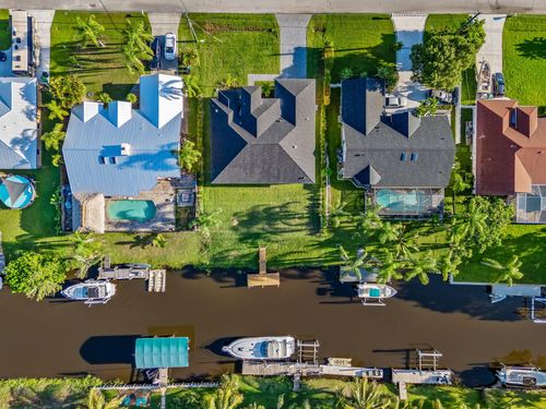 632 Se Seahouse Dr, Port St. Lucie, FL, 34983-4539 | Card Image
