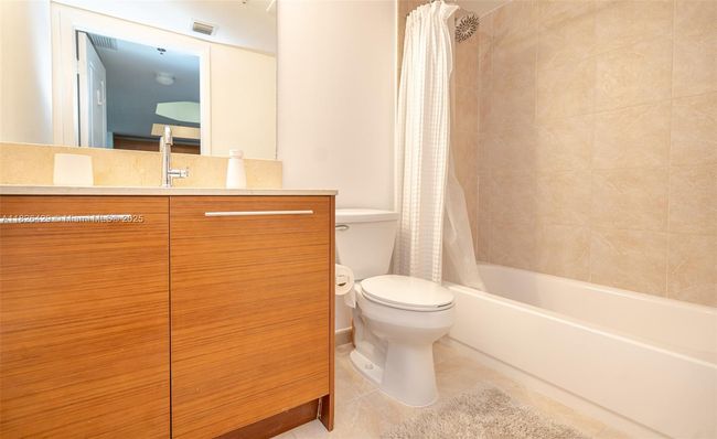 APT-1603N - 2641 N Flamingo Rd, Condo with 2 bedrooms, 2 bathrooms and null parking in Sunrise FL | Image 45