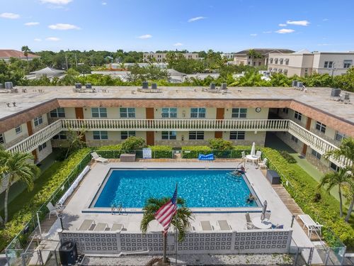 apt-217-923 22nd Pl, Vero Beach, FL, 32960-5177 | Card Image