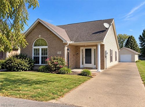 724 George Street, Belpre, OH, 45714 | Card Image