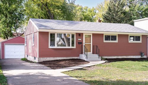 1821 Malvern St, Lauderdale, MN, 55113-5239 | Card Image