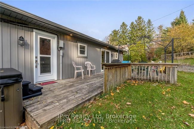 18 Station St, House other with 3 bedrooms, 2 bathrooms and 8 parking in Amaranth ON | Image 25