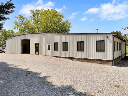 1-2586 Tuck Rd, Moneta, VA, 24121-4536 | Card Image