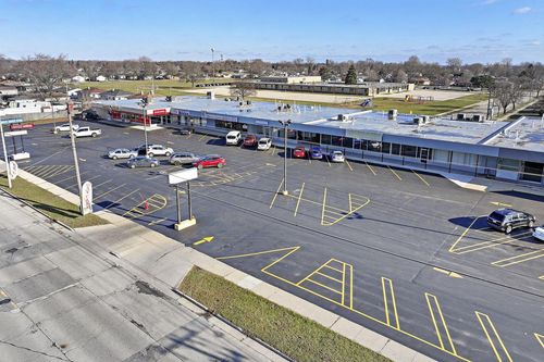 2027 22nd Avenue, Kenosha, WI, 53140 | Card Image