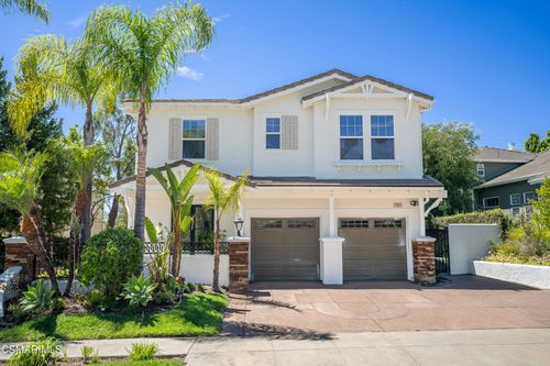 151 Via Mirabella, Newbury Park, CA, 91320-6974 | Card Image