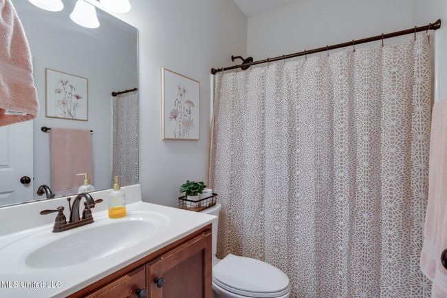 downstairs bath #2 | Image 26