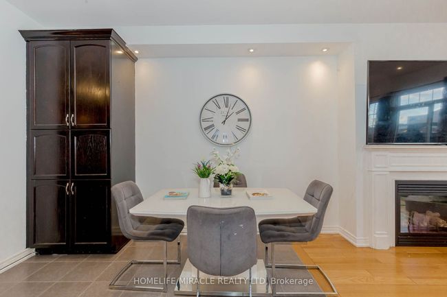 9 Dufay Rd, House attached with 4 bedrooms, 4 bathrooms and 3 parking in Brampton ON | Image 8