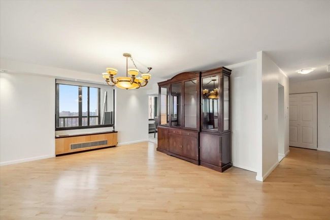 APT-1822 - 300 Winston Dr, Condo with 3 bedrooms, 3 bathrooms and null parking in Cliffside Park NJ | Image 11