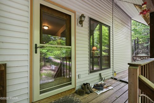 120 Coutts Point Dr, Paupack, PA, 18451-7723 | Card Image