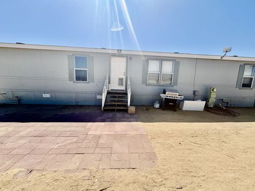 1045 N Calvert Blvd, Ridgecrest, CA, 93555-7816 | Card Image