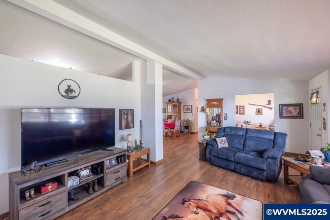38404 Payne Dr, House other with 3 bedrooms, 2 bathrooms and null parking in Lebanon OR | Image 5