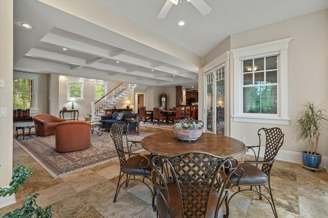 batch_CCCT SUNROOM LIVING ROOM | Image 16