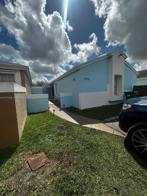 14952 Sw 75th Ter, Miami, FL, 33193-2395 | Card Image