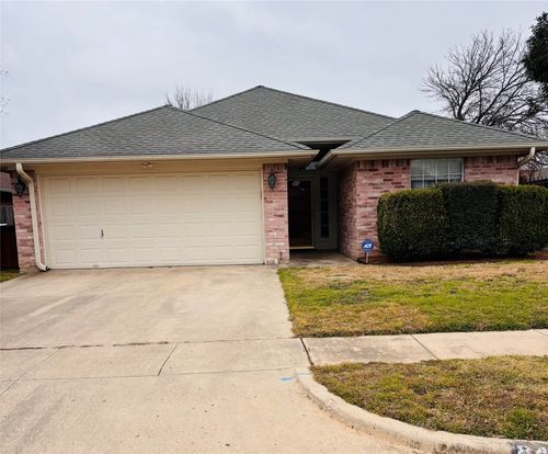 8436 Ruthette Dr, North Richland Hills, TX, 76182-3602 | Card Image